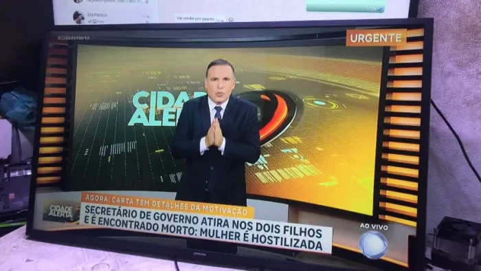 Tv 43 Samsung Smart com garantia de 3 meses , somos assistência Pituba