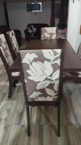 Mesa de jantar c/6 cadeiras 