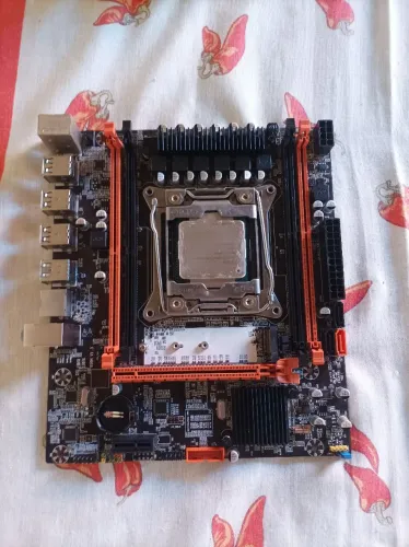Kit xeon x99 e5 2630 v3 com defeito