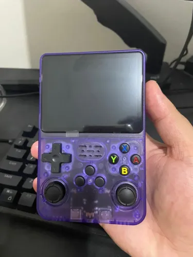 Videogame portátil R36s