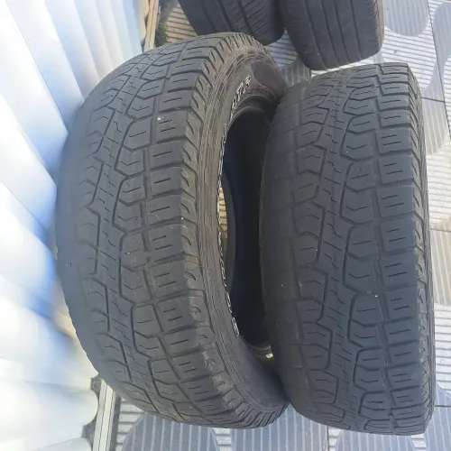 Pneu 205 60 R15 scorpion