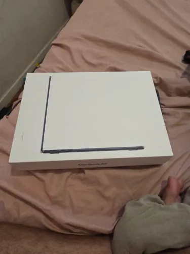 ? MacBook Air M2 (2022) - 13.6" | BATERIA 100% (Impecável)