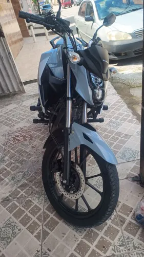 Vendo ou troco moto Titan 160 financiamento em andamento