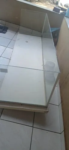 Balcão comercial vidro 2 metros vendo ou troco