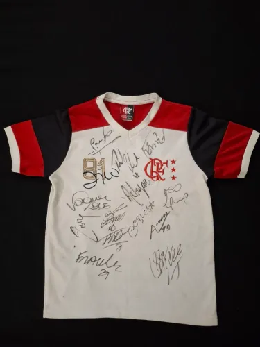 CAMISA DO FLAMENGO AUTOGRAFADA // JOGADORES TIME 2012