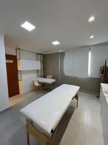 Alugo sala comercial com 16m² situada na Rua Moacyr Avidos | Vila Nova - Colatina ES