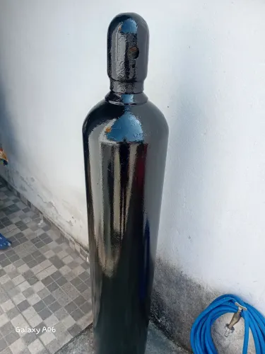 Vende-se Garrafas 