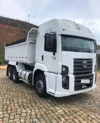 vw 19.320 6x2 2011 caçamba 14m