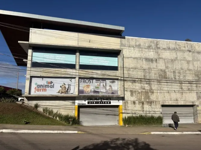 Loja Comercial com 350m² em Localização Estratégica na Av. Juca Batista