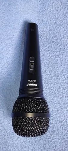 Microfone Shure SV200
