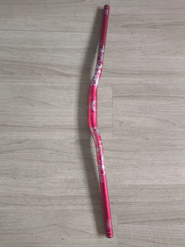 Guidão Shikra 780mm Vermelho 
