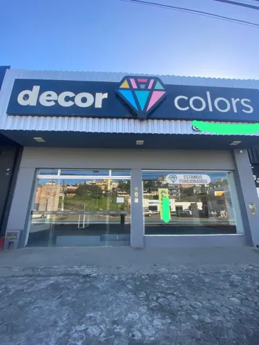 DISPONÍVEL PONTO COMERCIAL PARA LOCAÇÃO.