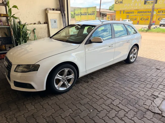Audi A4 2.0 Avant TFSI 183/180cv Multitroni 2011