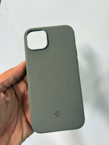 Capa spigen iPhone 14plus / 15plus