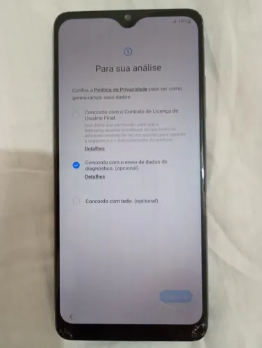 Celular semi novo