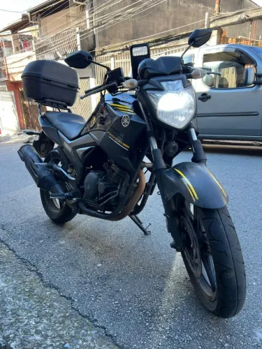 Yamaha Fazer 250 L.E