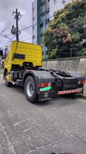 MB AXOR 1933 4x2 Cavalo Mecânico