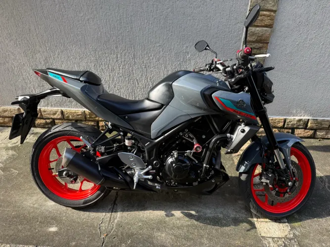 Vendo MT-03 novíssima
