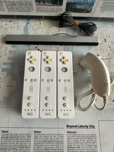 Lote de acessórios Nintendo Wii com defeito