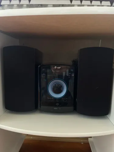 Vendo Aparelho de Som CyberSound 