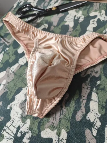 Cueca fio dental com brilho