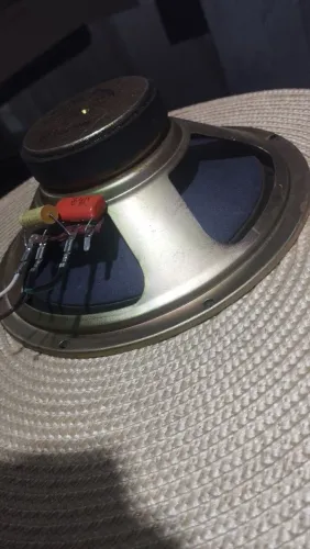 Alto-Falante Woofer Azul escuro da Gradiente Modelo Raro 8 Polegada 80W RMS R$:80 Reais