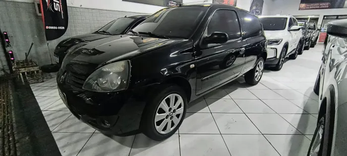 Renault Clio Hi-flex 1.0 16V 3P 2011
