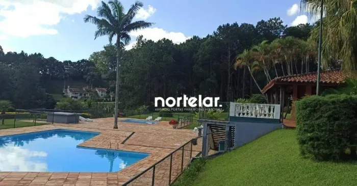 Chácara com 4 dormitórios à venda3.285, m² por R$ 950.000 - Condomínio A Montanha - 40 cas