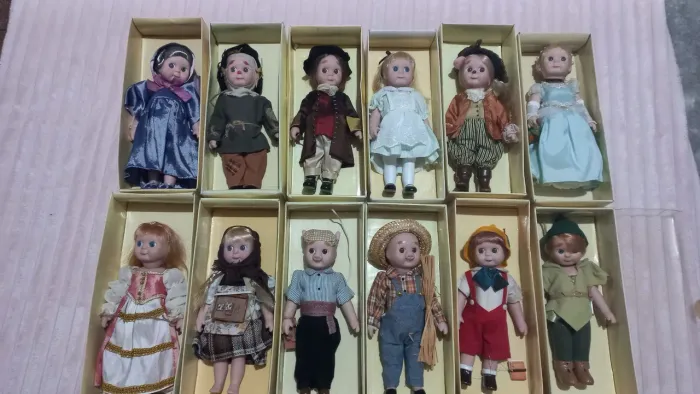 Lote 12 bonecos contos de porcelana de fadas