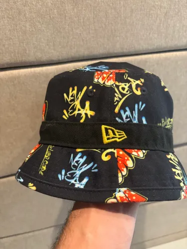Bucket Hat New Era Graffiti Edition - Estilo Urbano Sem Limites