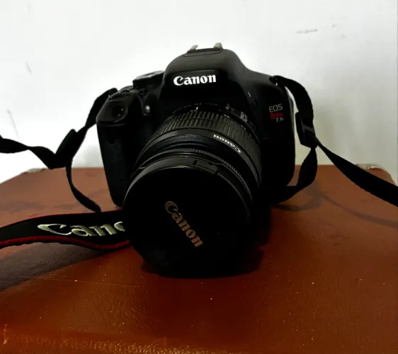 Canon EOS T3i