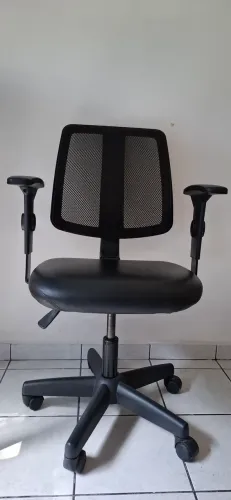 Cadeira escritório tela cor preta