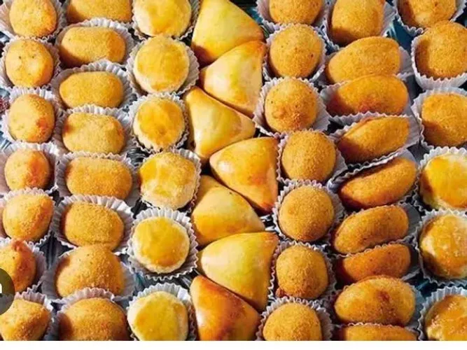 Vendo salgados por encomendas tradicional e massa de mandioca .Vendo por atacado tbm