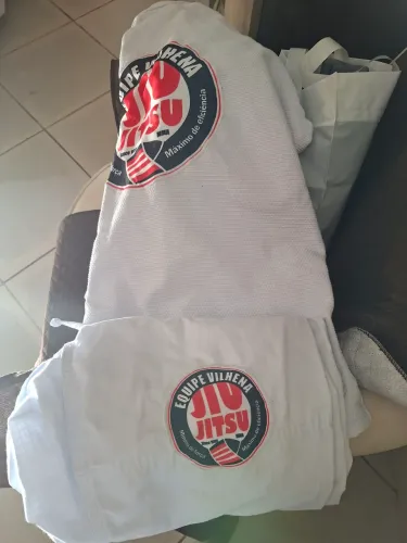 Kimono de Jiu Jitsu- A2- Pro -Fight- Usado apenas um vez.apenas uma vez.