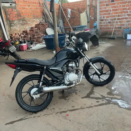 Moto a venda