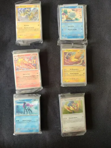 Kit com 150 cartas pokémon 