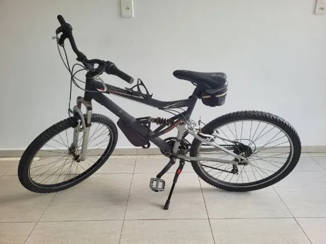 Bicicleta MTB Aro 26 com Suspensão Dupla Ótimo Estado