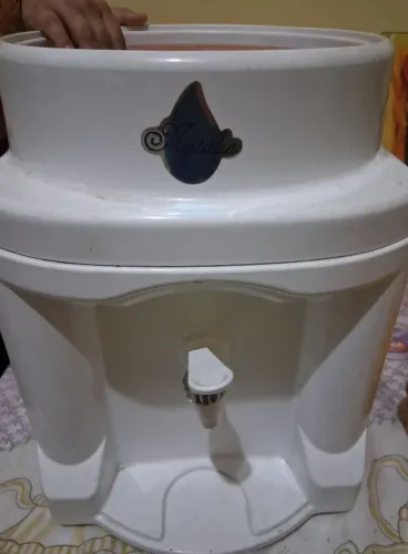 Vendo suporte para galão de água