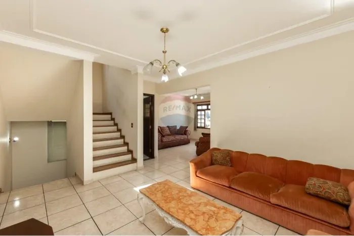 Casa com 5 suítes à venda, 263 m² por R$ 1.400.000,00 - Adalgisa