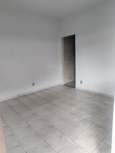 Casa em lote com 180 metros quadrados com 2 quartos Milionários - Belo Horizonte - MG