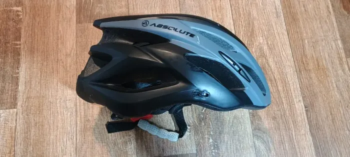 Kit Ciclismo - Capacete Absolute, Luva e Óculos Mormaii