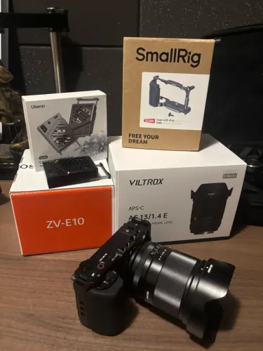 Kit Sony ZV-E10 4K (8k Clicks) + Viltrox 13mm 1.4 + Gaiola SmallRig + Cooler?