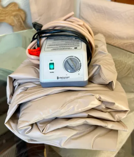 Colchão Pneumático Hospitalar Dellamed Antiescaras com Compressor | Excelente Estado