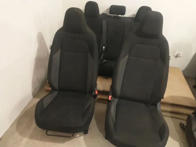 Jogo de bancos originais VW Polo Tracker 2023