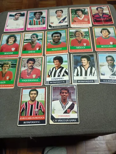 Futebol cards ping pong lote com 17cards originais
