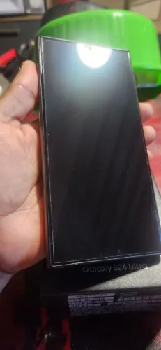 S24 ultra semi novo comprado em março desse ano