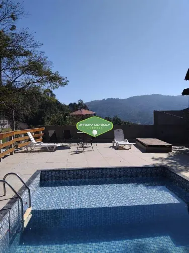 Casa em Condomínio na Serra da Cantareira | 320m² Construídos | 5 Quartos | Piscina | Terr