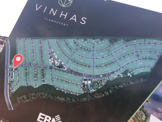 Lote no condomínio Vinhas Flanboyant