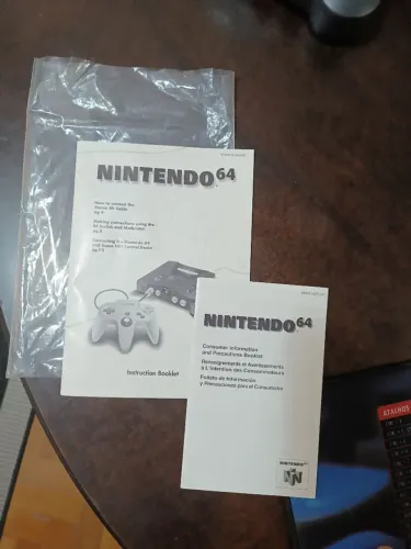 Manuais do Nintendo 64 originais