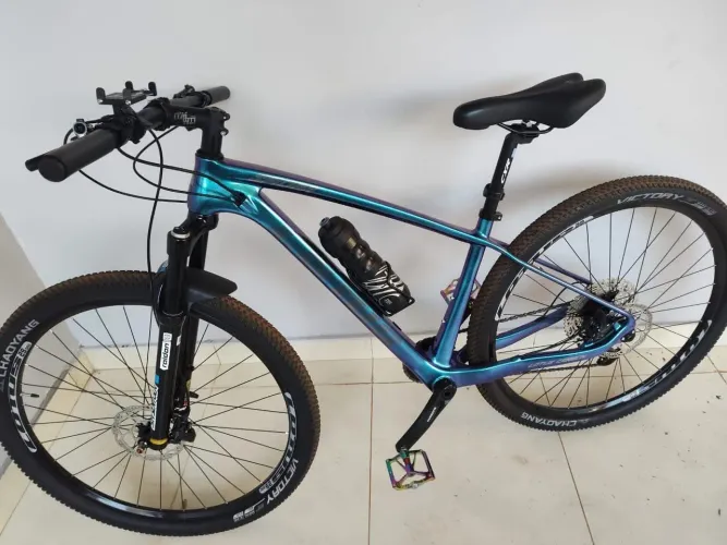Bicicleta carbono aro 29